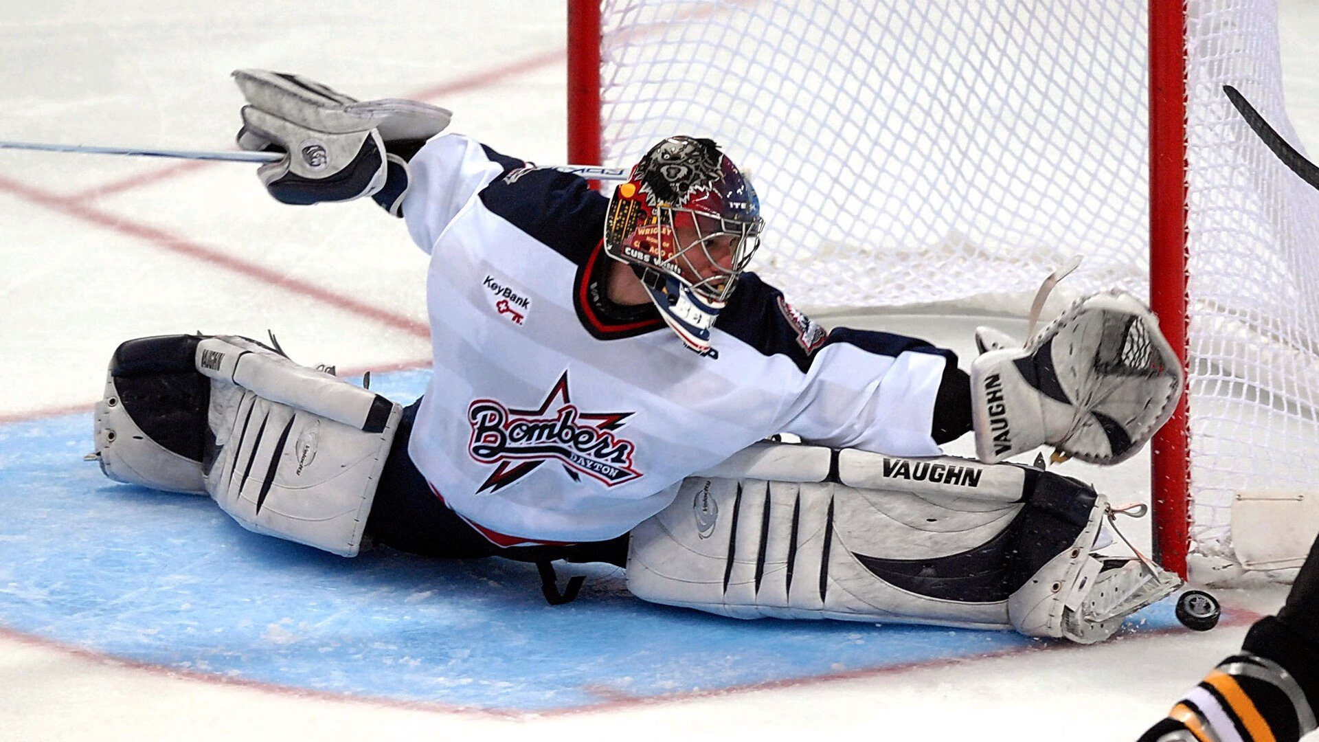 开云体育-“羽毛球选手超常发挥，简阳文体中心赛场火爆”